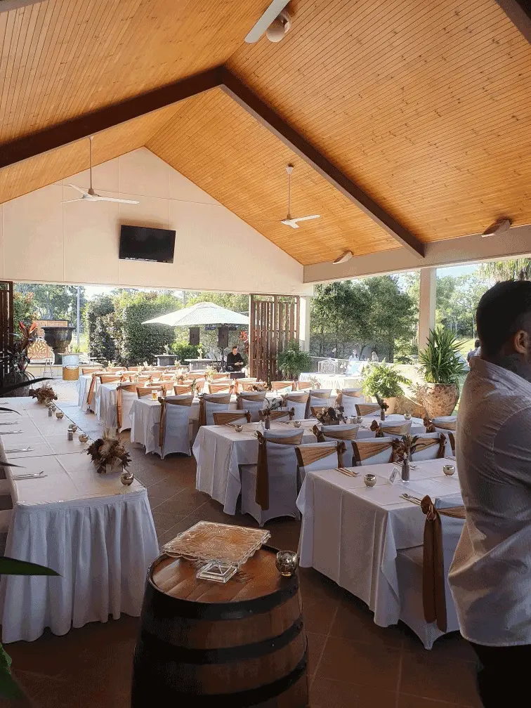 Wedding table setting at Moore Park Beach Tavern